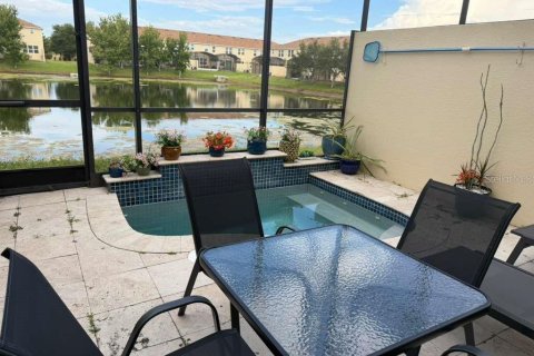 Adosado en venta en Kissimmee, Florida, 4 dormitorios, 165.55 m2 № 2155765 - foto 15