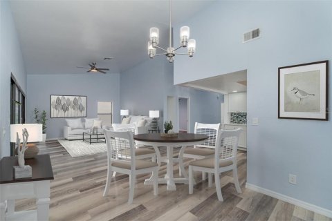 House in Fort Myers, Florida 3 bedrooms, 166.95 sq.m. № 2232644 - photo 10