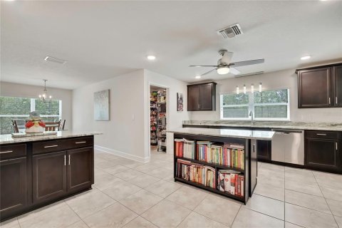 Casa en venta en Homosassa, Florida, 4 dormitorios, 275.27 m2 № 2330970 - foto 16