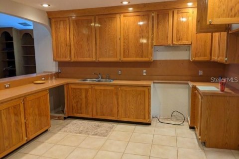Commercial property in Tampa, Florida 481.23 sq.m. № 1107283 - photo 17