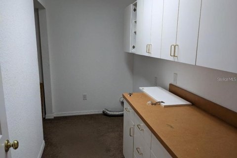Commercial property in Tampa, Florida 481.23 sq.m. № 1107283 - photo 24
