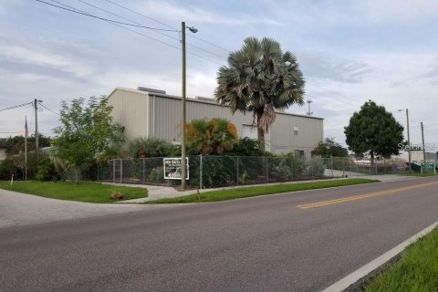Commercial property in Tampa, Florida 481.23 sq.m. № 1107283 - photo 1