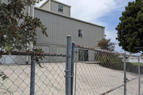 Commercial property in Tampa, Florida 481.23 sq.m. № 1107283 - photo 10