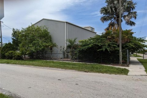 Commercial property in Tampa, Florida 481.23 sq.m. № 1107283 - photo 3