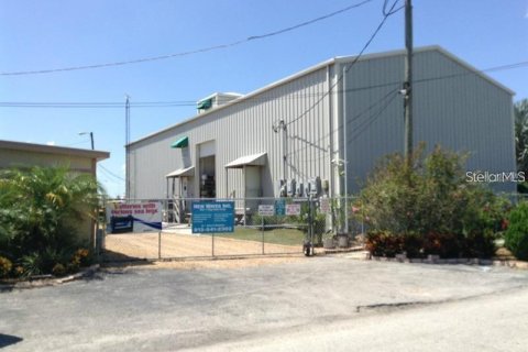 Commercial property in Tampa, Florida 481.23 sq.m. № 1107283 - photo 9