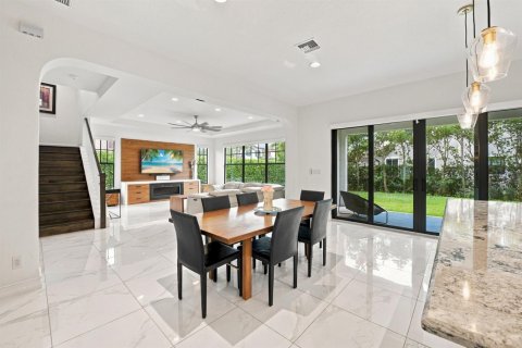 Villa ou maison à vendre à Parkland, Floride: 5 chambres, 382.76 m2 № 2394773 - photo 21