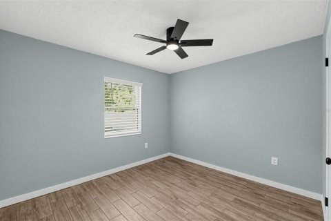 Villa ou maison à vendre à Lakeland, Floride: 5 chambres, 175.03 m2 № 2390911 - photo 13