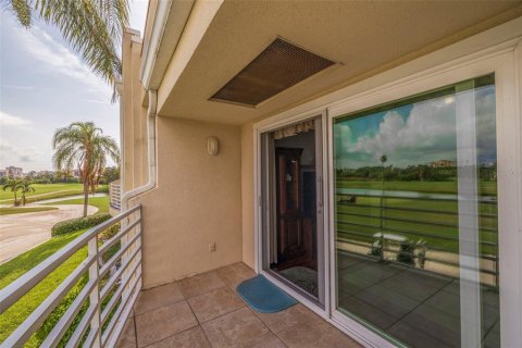 Condominio en venta en Saint Petersburg, Florida, 2 dormitorios, 106.37 m2 № 1723235 - foto 20