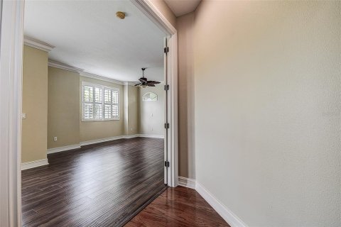 Townhouse in Palm Harbor, Florida 3 bedrooms, 235.79 sq.m. № 2405145 - photo 18
