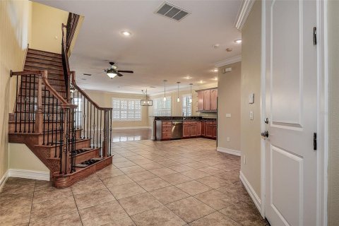 Townhouse in Palm Harbor, Florida 3 bedrooms, 235.79 sq.m. № 2405145 - photo 4