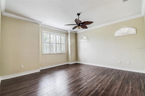 Townhouse in Palm Harbor, Florida 3 bedrooms, 235.79 sq.m. № 2405145 - photo 19
