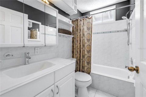 House in Saint Petersburg, Florida 2 bedrooms, 66.89 sq.m. № 1853077 - photo 19