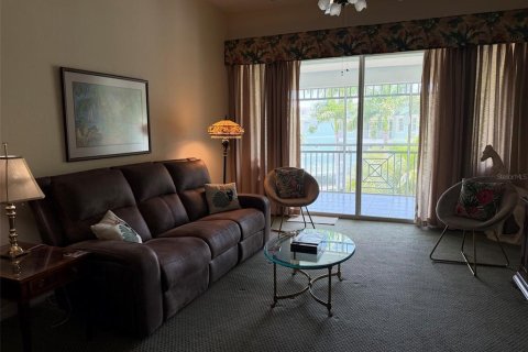 Condo in Punta Gorda, Florida, 3 bedrooms  № 2199744 - photo 10