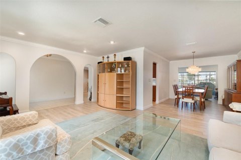 House in Port Charlotte, Florida 3 bedrooms, 251.95 sq.m. № 1652571 - photo 8