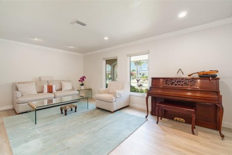 House in Port Charlotte, Florida 3 bedrooms, 251.95 sq.m. № 1652571 - photo 7