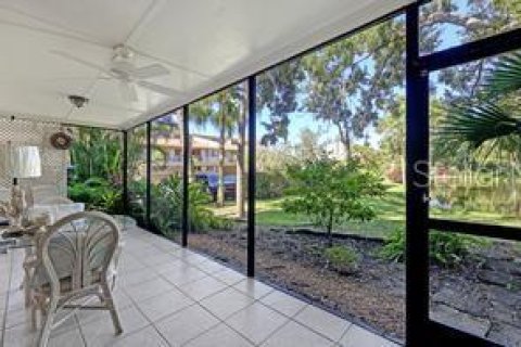 Condo in Sarasota, Florida, 2 bedrooms  № 2429531 - photo 28