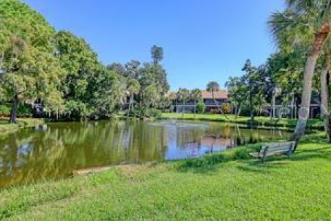 Condo in Sarasota, Florida, 2 bedrooms  № 2429531 - photo 26