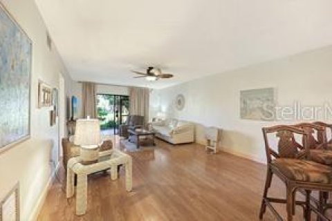 Condo in Sarasota, Florida, 2 bedrooms  № 2429531 - photo 20
