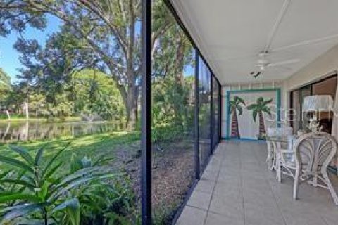 Condo in Sarasota, Florida, 2 bedrooms  № 2429531 - photo 24