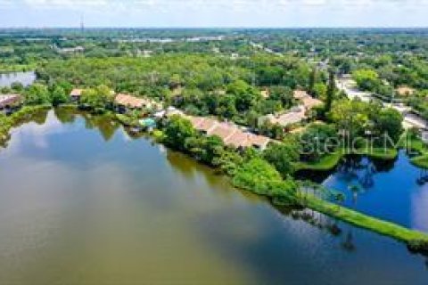 Condo in Sarasota, Florida, 2 bedrooms  № 2429531 - photo 5