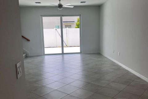 Touwnhouse à louer à Punta Gorda, Floride: 3 chambres № 2171902 - photo 4