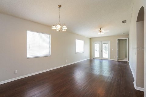 Villa ou maison à louer à Riverview, Floride: 3 chambres, 108.14 m2 № 1905065 - photo 5