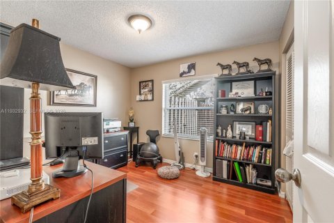 Casa en venta en Davie, Florida, 4 dormitorios, 188.68 m2 № 2000398 - foto 28