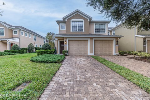Condo in Jacksonville, Florida, 2 bedrooms  № 847741 - photo 1