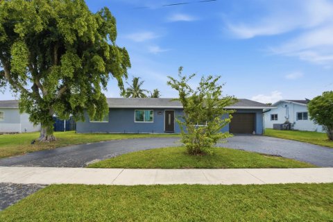 Casa en Margate, Florida 4 dormitorios, 158.21 m2 № 2301362