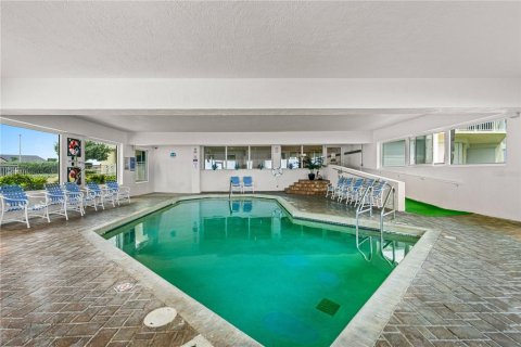 Condo in Daytona Beach Shores, Florida, 2 bedrooms  № 1815497 - photo 26