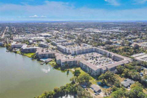 Copropriété à vendre à Bradenton, Floride: 2 chambres, 89.19 m2 № 2115990 - photo 27