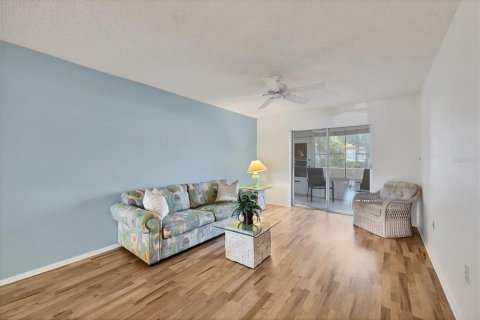 Copropriété à vendre à Bradenton, Floride: 2 chambres, 89.19 m2 № 2115990 - photo 7