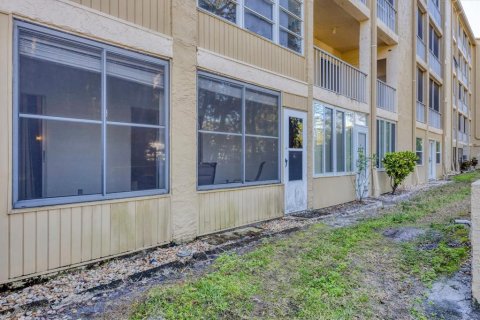 Copropriété à vendre à Bradenton, Floride: 2 chambres, 89.19 m2 № 2115990 - photo 26