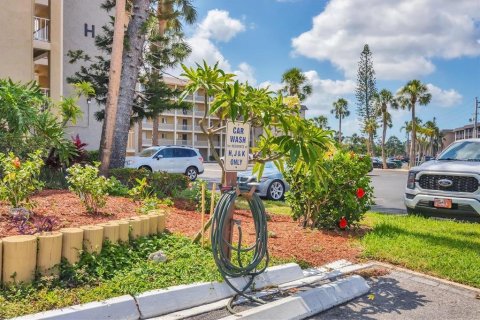 Copropriété à vendre à Bradenton, Floride: 2 chambres, 89.19 m2 № 2115990 - photo 28