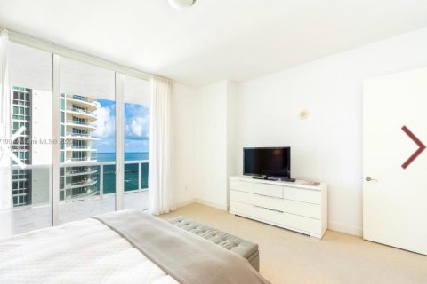 Condominio en alquiler en Sunny Isles Beach, Florida, 2 dormitorios, 168.25 m2 № 1959138 - foto 18