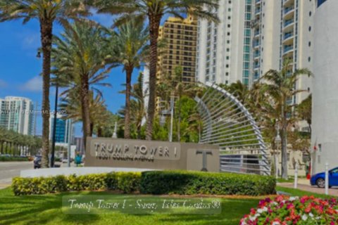Condominio en alquiler en Sunny Isles Beach, Florida, 2 dormitorios, 168.25 m2 № 1959138 - foto 3