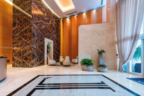 Condominio en alquiler en Sunny Isles Beach, Florida, 2 dormitorios, 168.25 m2 № 1959138 - foto 5