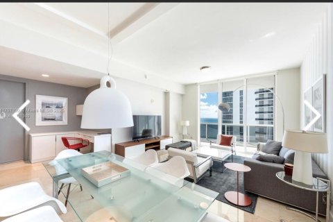 Condominio en alquiler en Sunny Isles Beach, Florida, 2 dormitorios, 168.25 m2 № 1959138 - foto 11