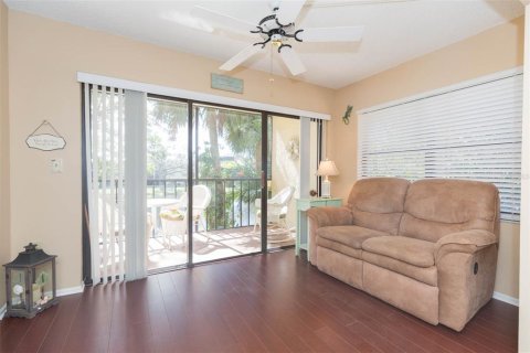 Condominio en alquiler en Bradenton, Florida, 2 dormitorios, 97.55 m2 № 1798472 - foto 15