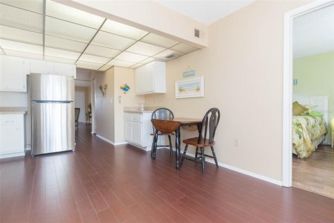 Condominio en alquiler en Bradenton, Florida, 2 dormitorios, 97.55 m2 № 1798472 - foto 11