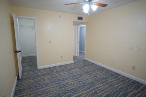 Condominio en alquiler en Temple Terrace, Florida, 2 dormitorios, 89.19 m2 № 1870687 - foto 13