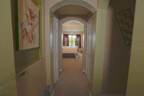House in Riverview, Florida 5 bedrooms, 330.82 sq.m. № 1882897 - photo 10