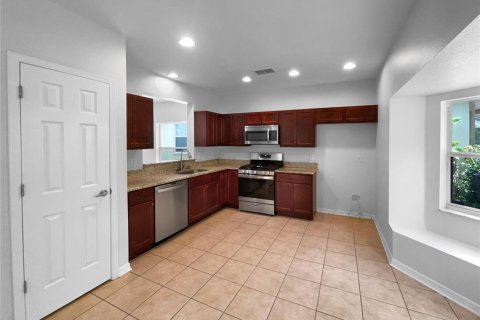 House in Lutz, Florida 4 bedrooms, 196.3 sq.m. № 1788183 - photo 10