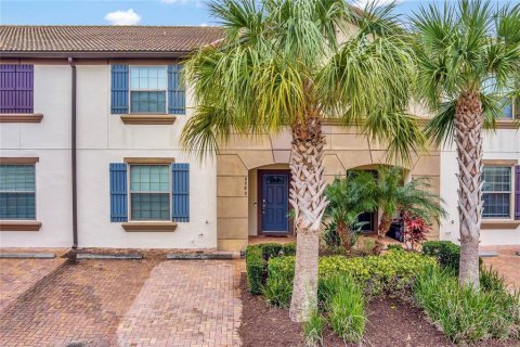 Townhouse in Kissimmee, Florida 5 bedrooms, 210.24 sq.m. № 1540563 - photo 2