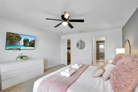 Townhouse in Kissimmee, Florida 5 bedrooms, 210.24 sq.m. № 1540563 - photo 19