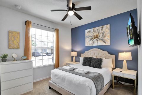 Townhouse in Kissimmee, Florida 5 bedrooms, 210.24 sq.m. № 1540563 - photo 20