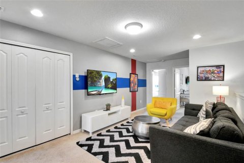 Townhouse in Kissimmee, Florida 5 bedrooms, 210.24 sq.m. № 1540563 - photo 15