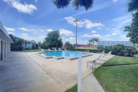 Condominio en venta en Winter Haven, Florida, 2 dormitorios, 121.33 m2 № 1669896 - foto 25