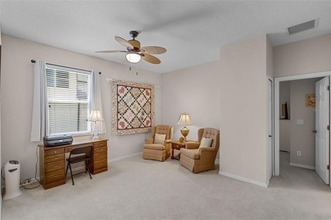 House in Apopka, Florida 4 bedrooms, 294.78 sq.m. № 1917716 - photo 22