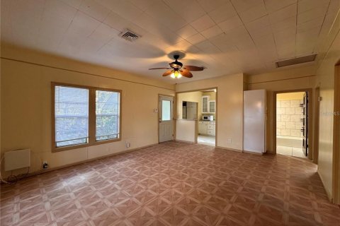 Immobilier commercial à vendre à Bartow, Floride: 6 chambres, 189.33 m2 № 2215018 - photo 6